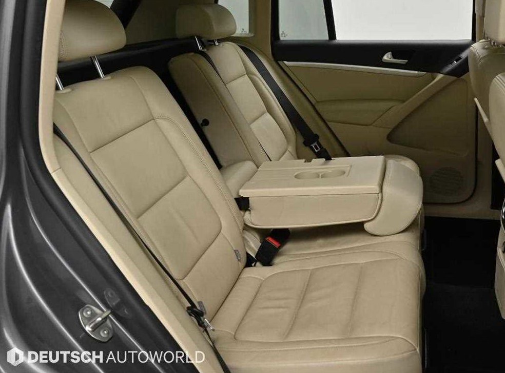 폭스바겐 티구안 2.0 TSI 컴포트 사진 12