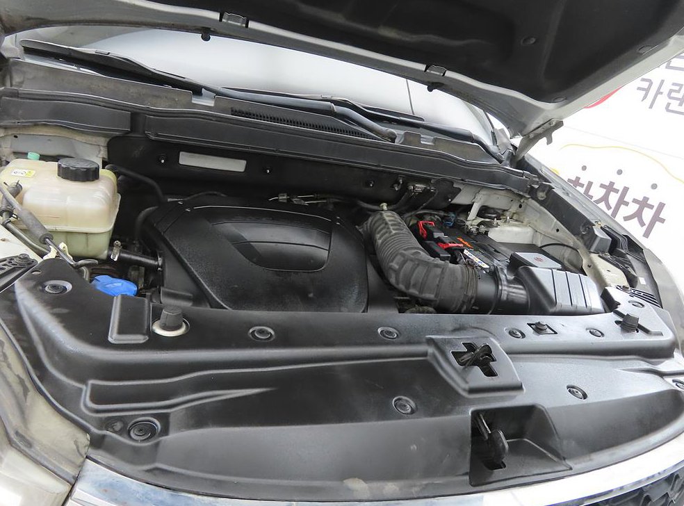 KG모빌리티(쌍용)  코란도 4WD 2.0 CVT 사진 19