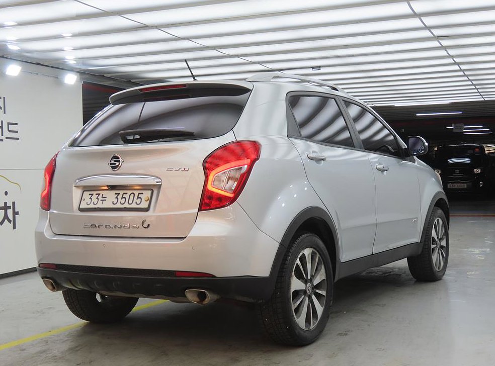KG모빌리티(쌍용)  코란도 4WD 2.0 CVT 사진 4
