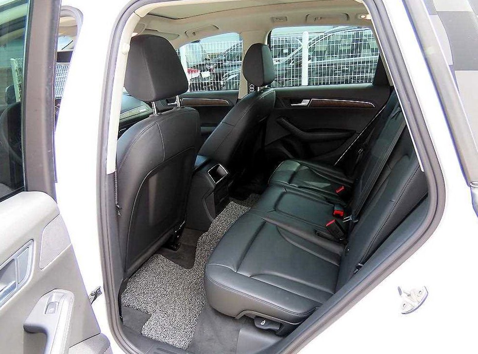 아우디 Q5 2.0 TDI 콰트로 다이나믹 사진 6