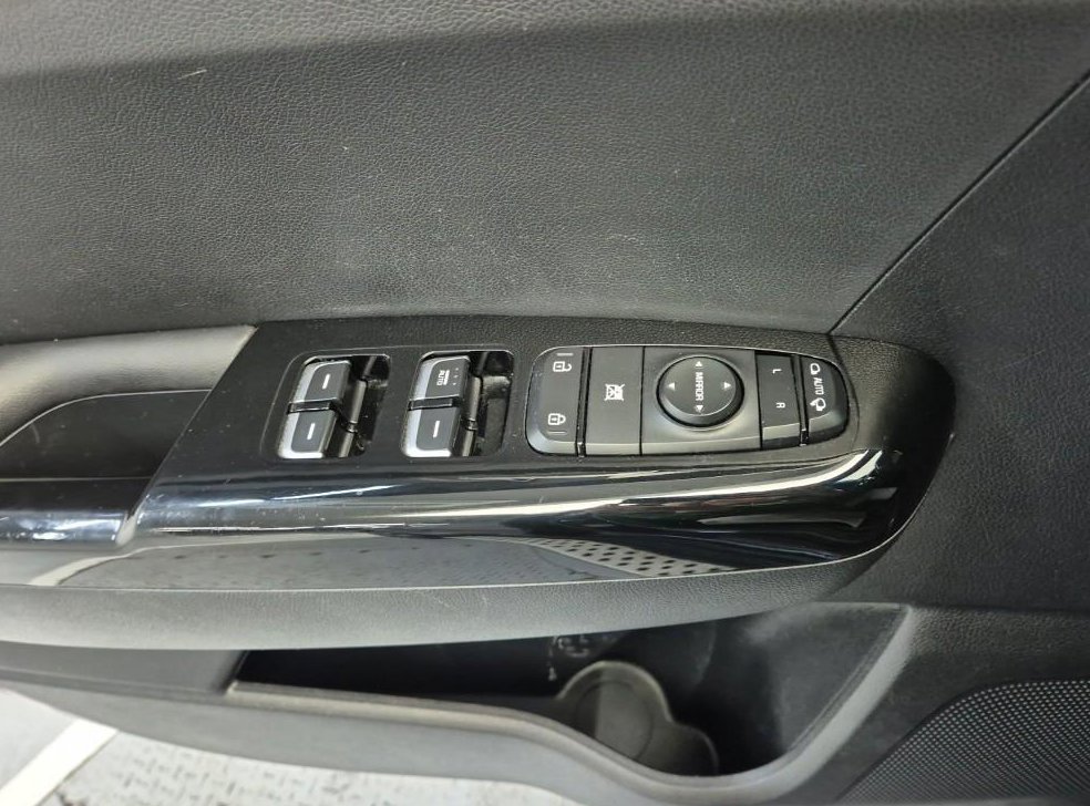 기아 스포티지 2.0 가솔린 2WD 사진 17