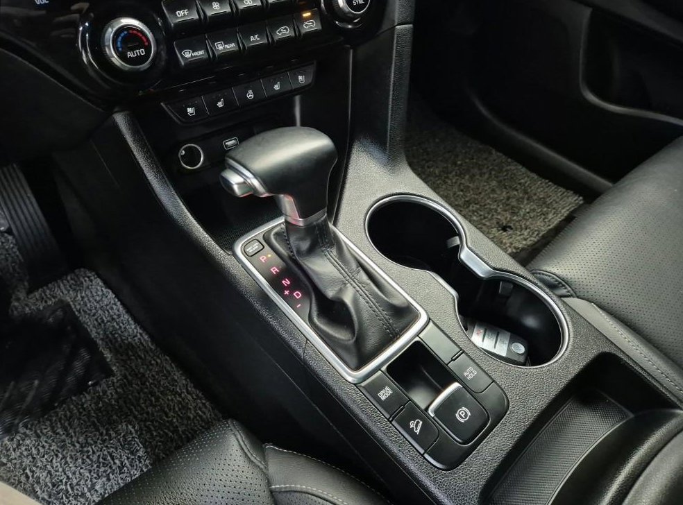 기아 스포티지 2.0 가솔린 2WD 사진 8