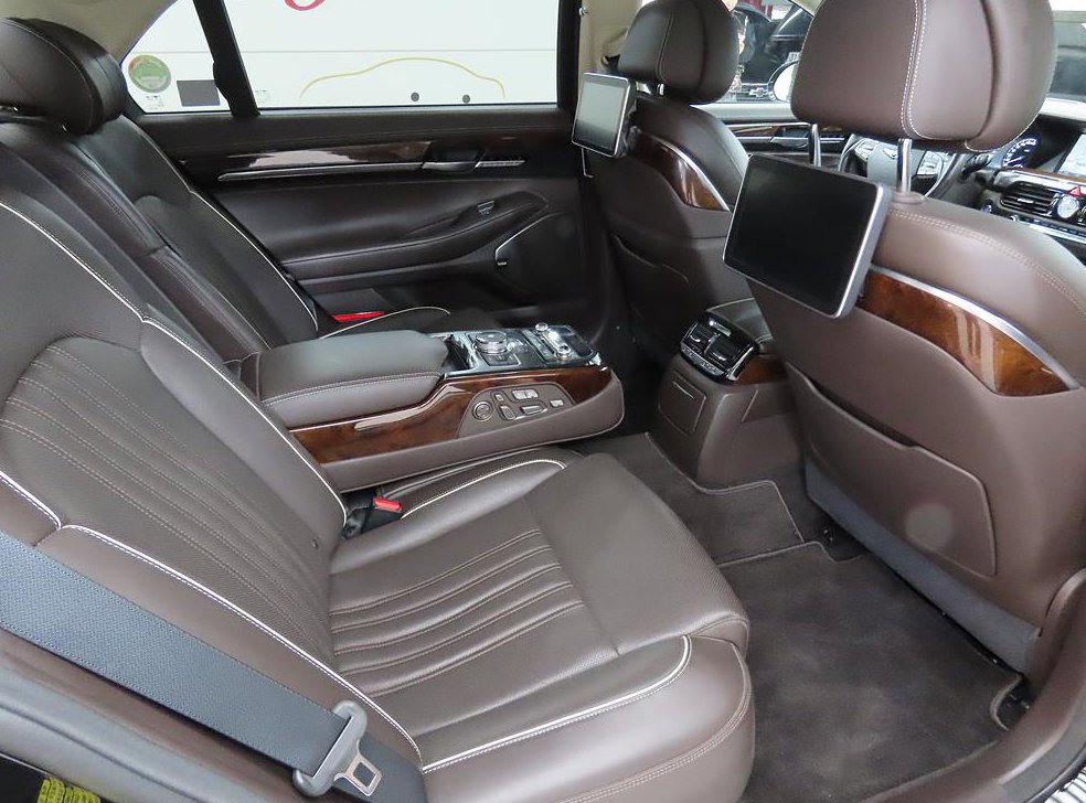 제네시스 EQ900 5.0 GDI AWD 사진 7