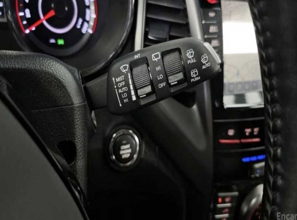 KG모빌리티(쌍용)  티볼리 가솔린 2WD 1.6 VX 사진 14