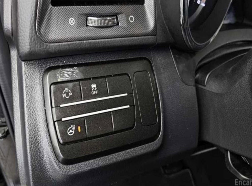 KG모빌리티(쌍용)  티볼리 가솔린 2WD 1.6 VX 사진 17
