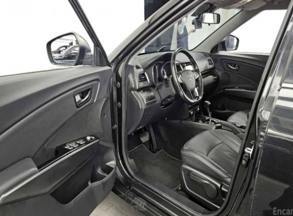 KG모빌리티(쌍용)  티볼리 가솔린 2WD 1.6 VX 사진 9