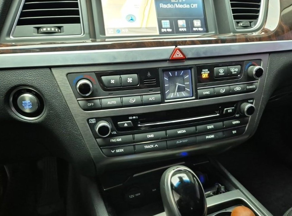 현대 제네시스 G330 모던 AWD 사진 16