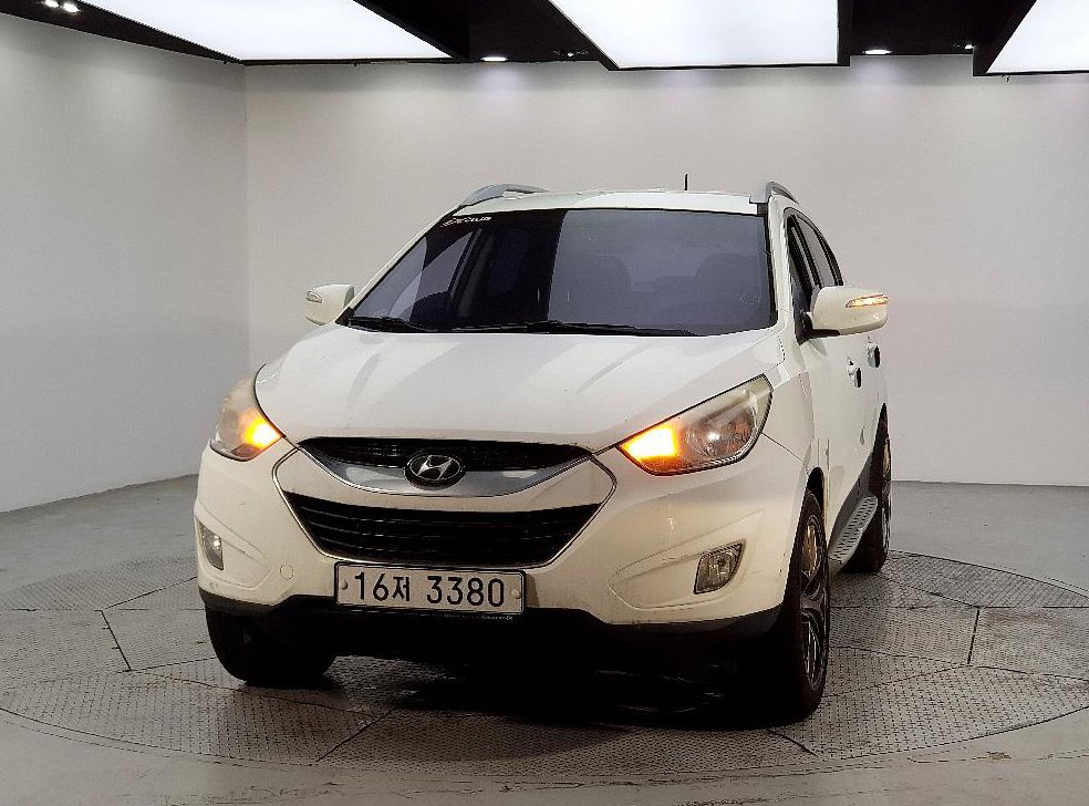 현대 투싼 2WD VGT LX20 사진 2