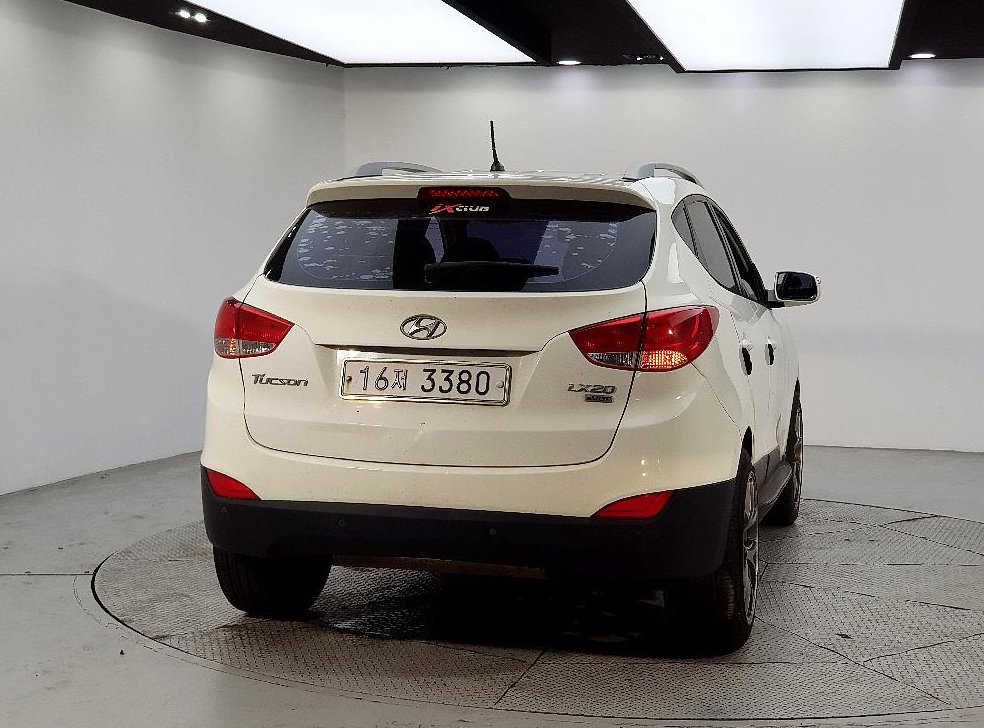 현대 투싼 2WD VGT LX20 사진 3