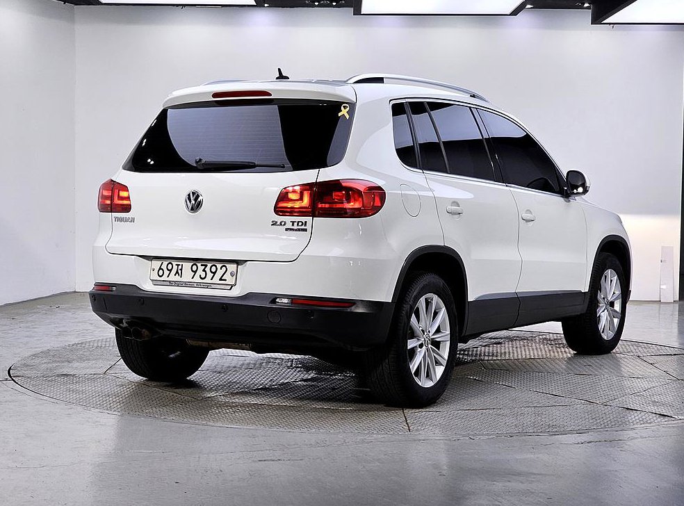 폭스바겐 티구안 2.0 TDI 컴포트 사진 4