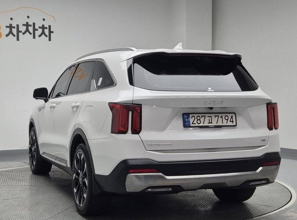 기아 쏘렌토 가솔린 2.5T 4WD 시그니처 사진 2