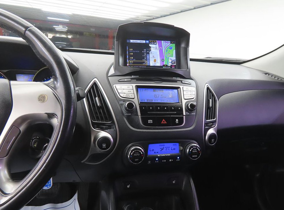 현대 투싼 2WD VGT LX20 사진 10