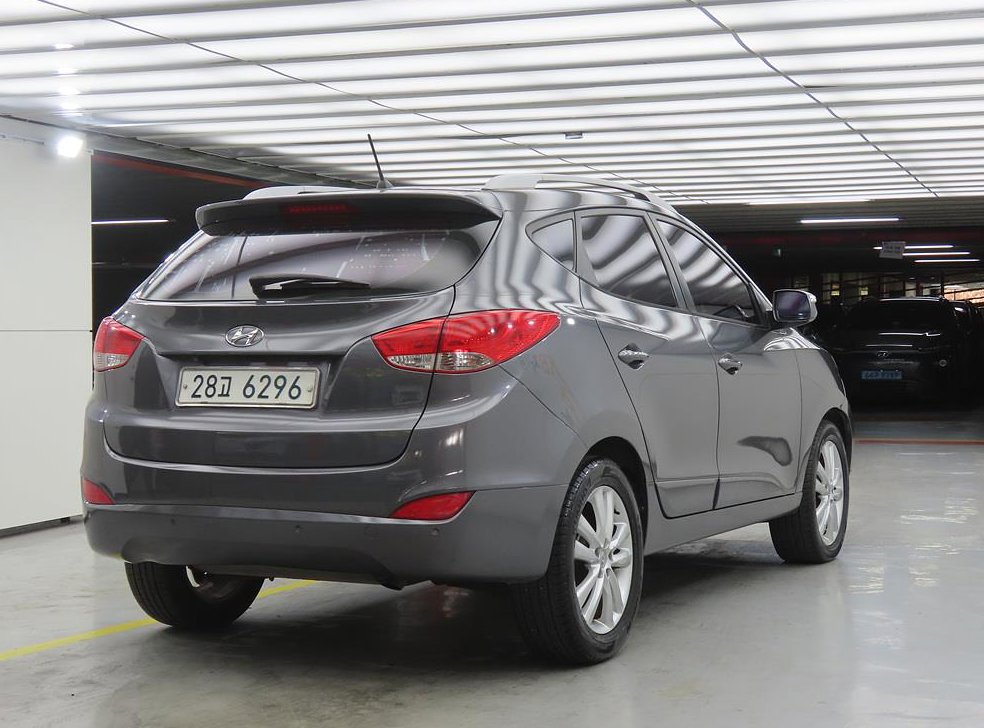 현대 투싼 2WD VGT LX20 사진 4