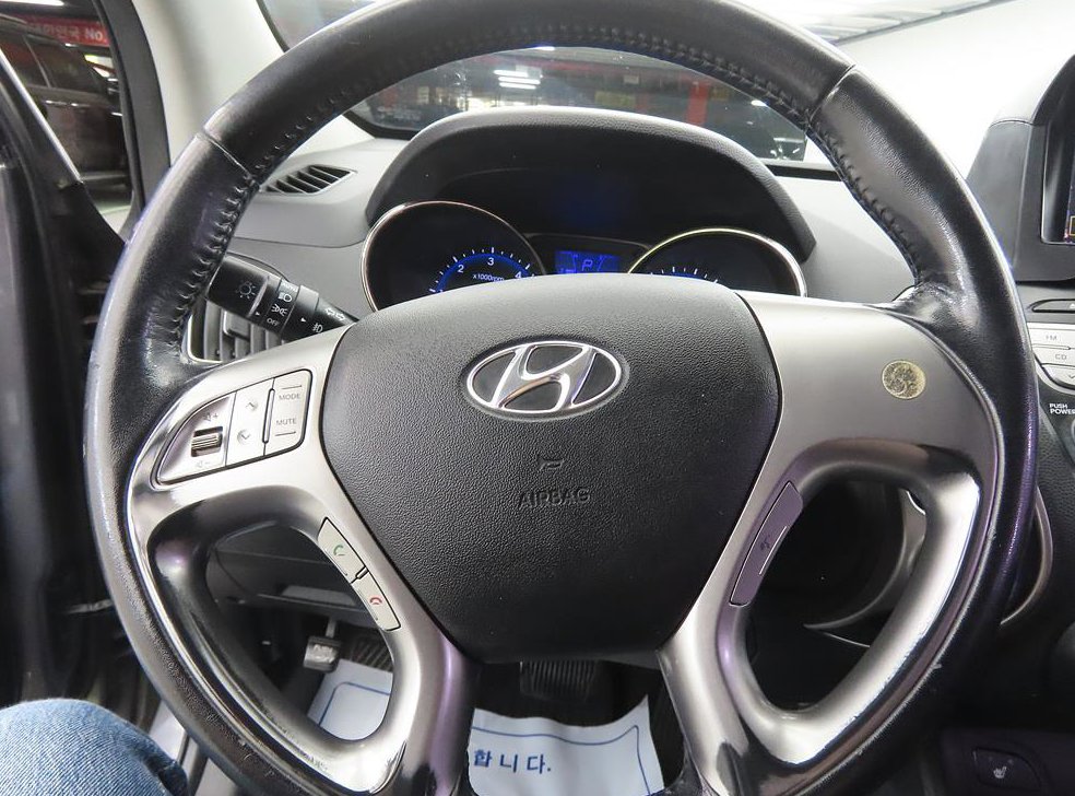 현대 투싼 2WD VGT LX20 사진 8