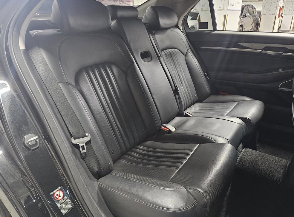 제네시스 EQ900 3.8 GDI AWD 사진 18