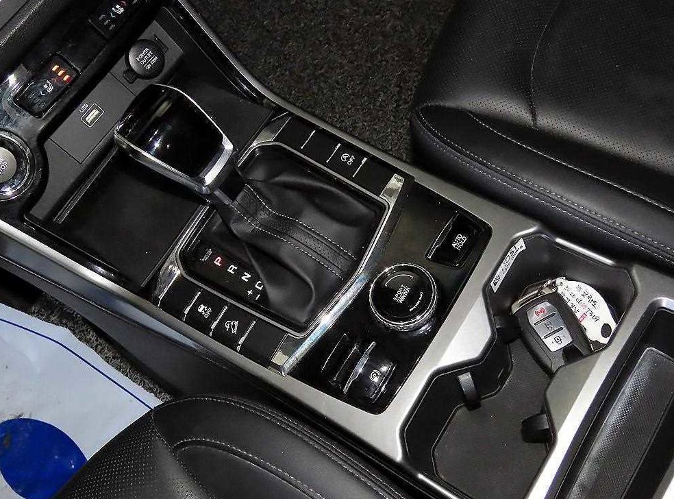 KG모빌리티(쌍용)  코란도 2WD 가솔린 1.5 C5 플러스 사진 12