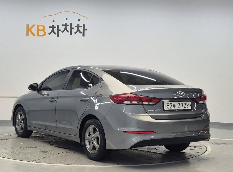 현대 아반떼 1.6 LPI 스타일(렌터카) 사진 2