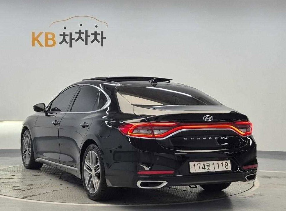 현대 그랜저 3.0 LPI 익스클루시브(렌터카) 사진 2