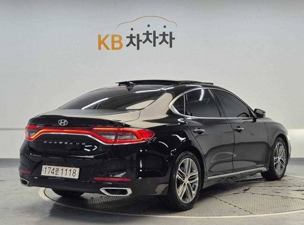 현대 그랜저 3.0 LPI 익스클루시브(렌터카) 사진 3