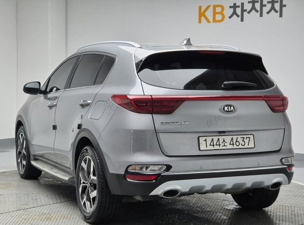 기아 스포티지 2.0 디젤 2WD 사진 2