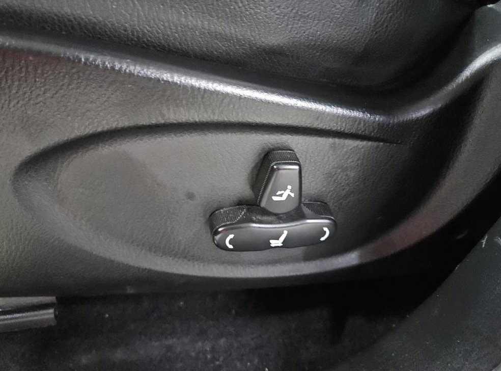 KG모빌리티(쌍용)  렉스턴 RX6 4WD 사진 17