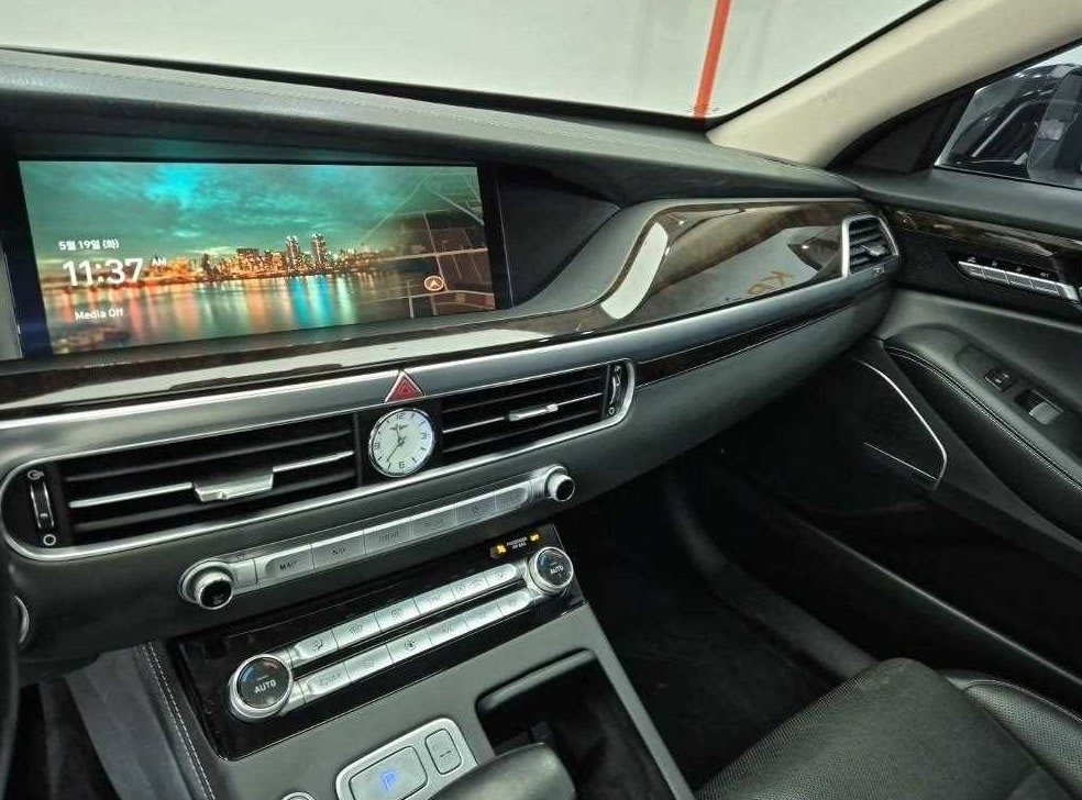 제네시스 G90 3.8 GDI AWD 사진 10