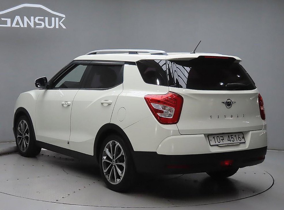 KG모빌리티(쌍용)  티볼리 2WD 가솔린 1.6 IX 사진 3