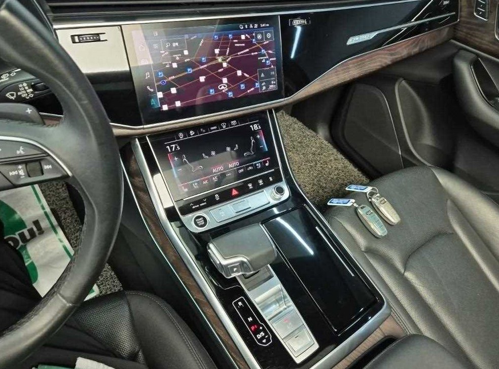 아우디 Q7 45 TDI 콰트로 프리미엄 사진 10