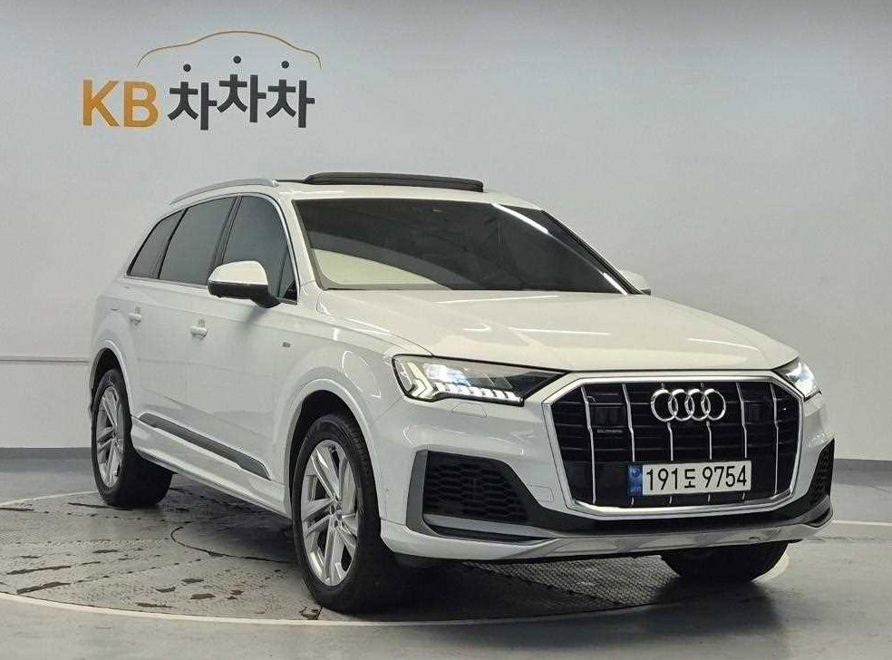 아우디 Q7 45 TDI 콰트로 프리미엄 사진 4