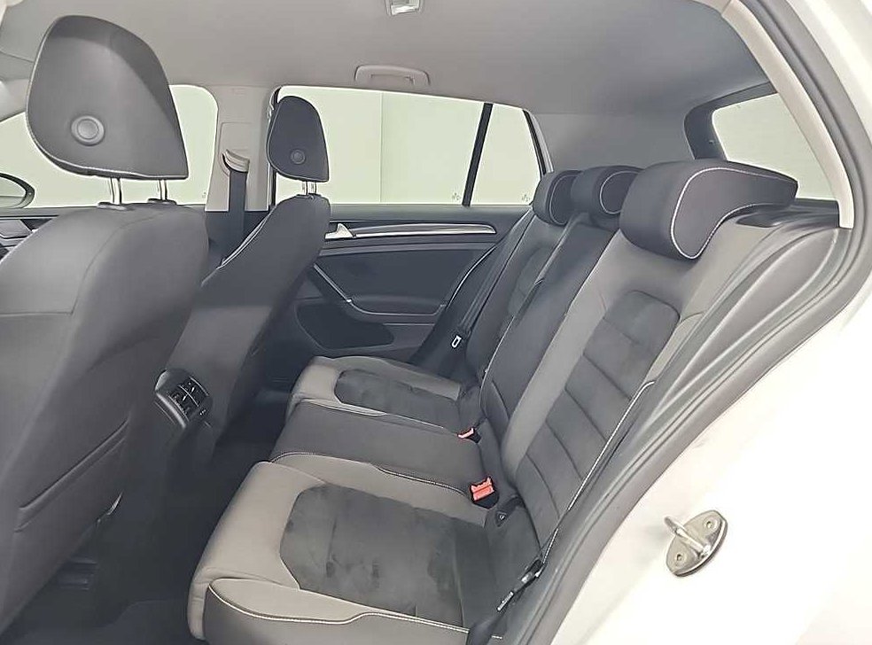 폭스바겐 골프 1.6 TDI 사진 12