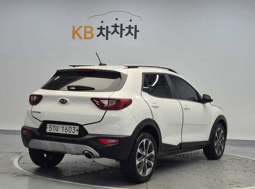 기아 스토닉 디젤 1.6 프레스티지 사진 3