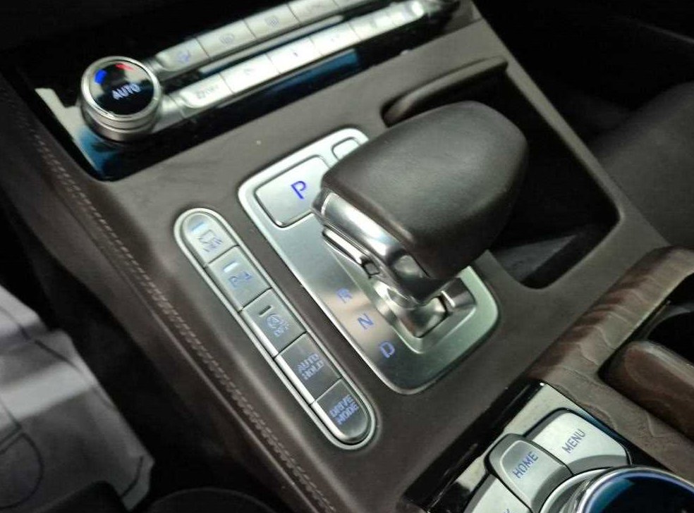 제네시스 G90 3.8 GDI AWD 사진 8