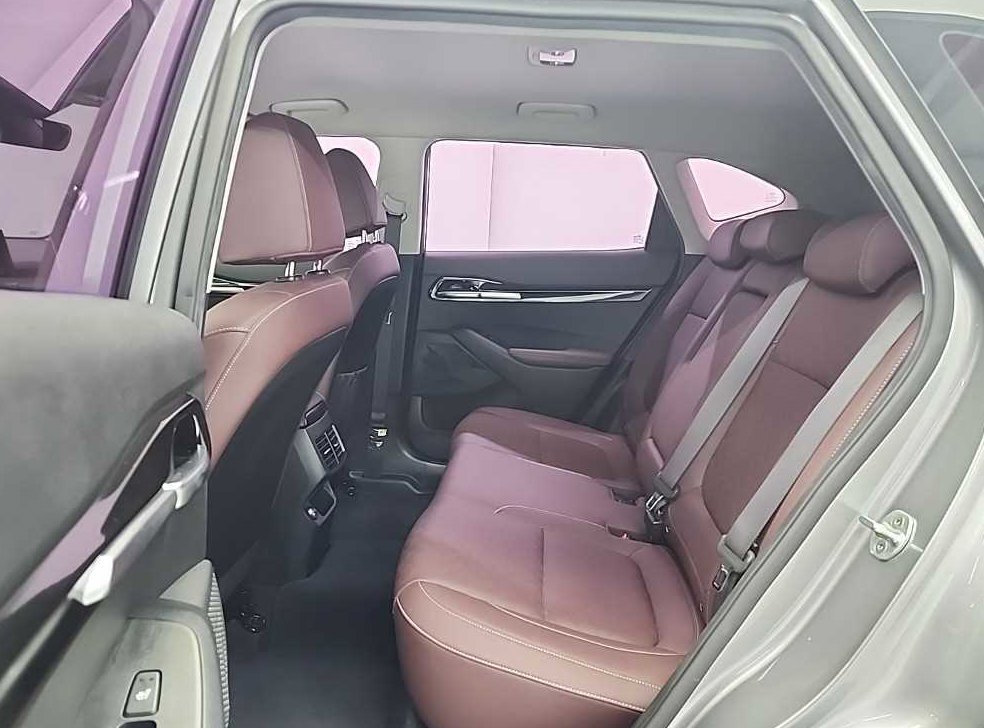 기아 셀토스 가솔린 1.6 터보 4WD 사진 12
