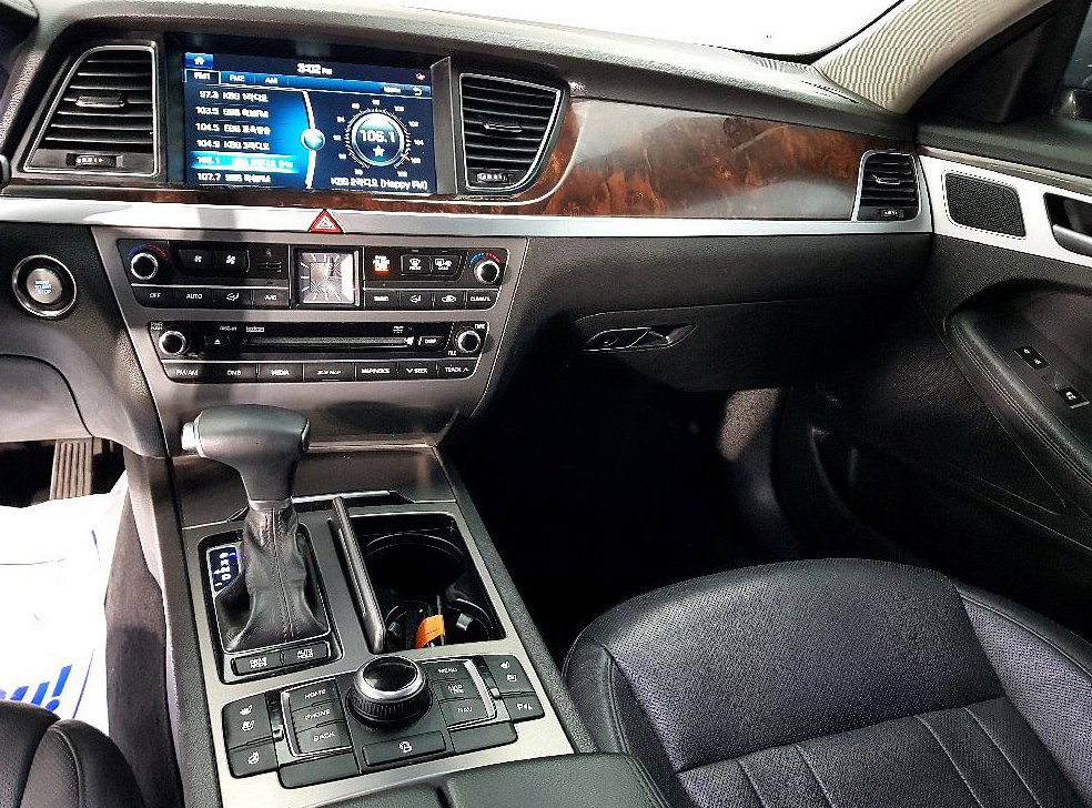 현대 제네시스 G330 프리미엄 AWD 사진 10