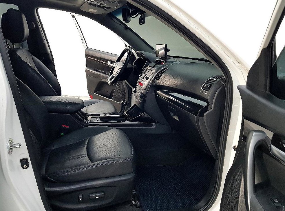 기아 쏘렌토 2WD 2.0 TLX 사진 14