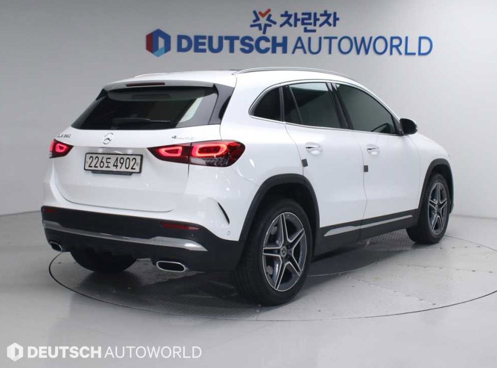 벤츠 GLA 클래스 GLA250 4MATIC 사진 2