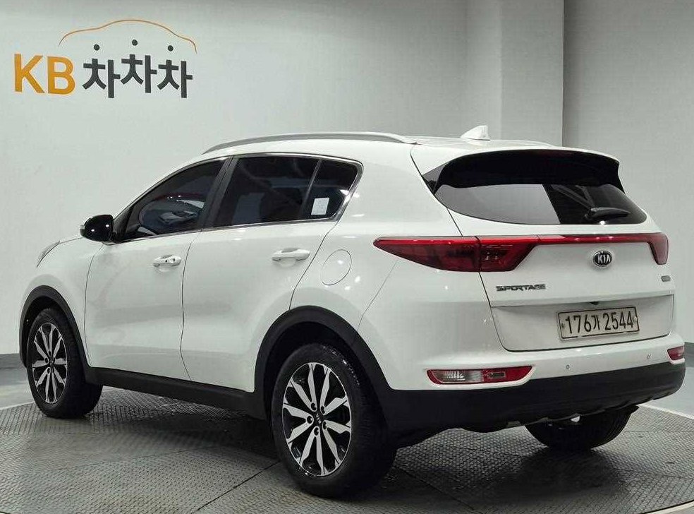 기아 스포티지 디젤 1.7 2WD 노블레스 사진 2