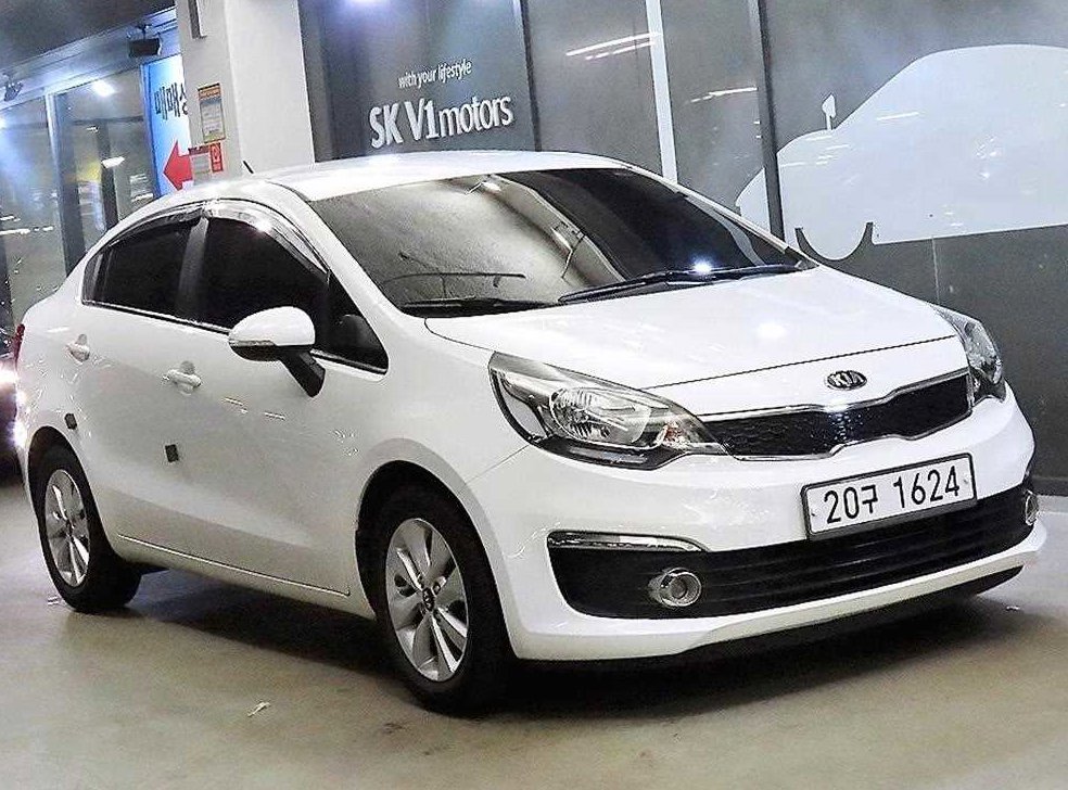 기아 프라이드 4DR 1.4 MPI 트렌디