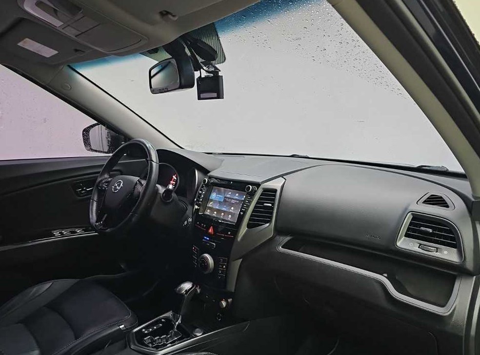 KG모빌리티(쌍용)  티볼리 가솔린 2WD 1.6 VX 사진 18
