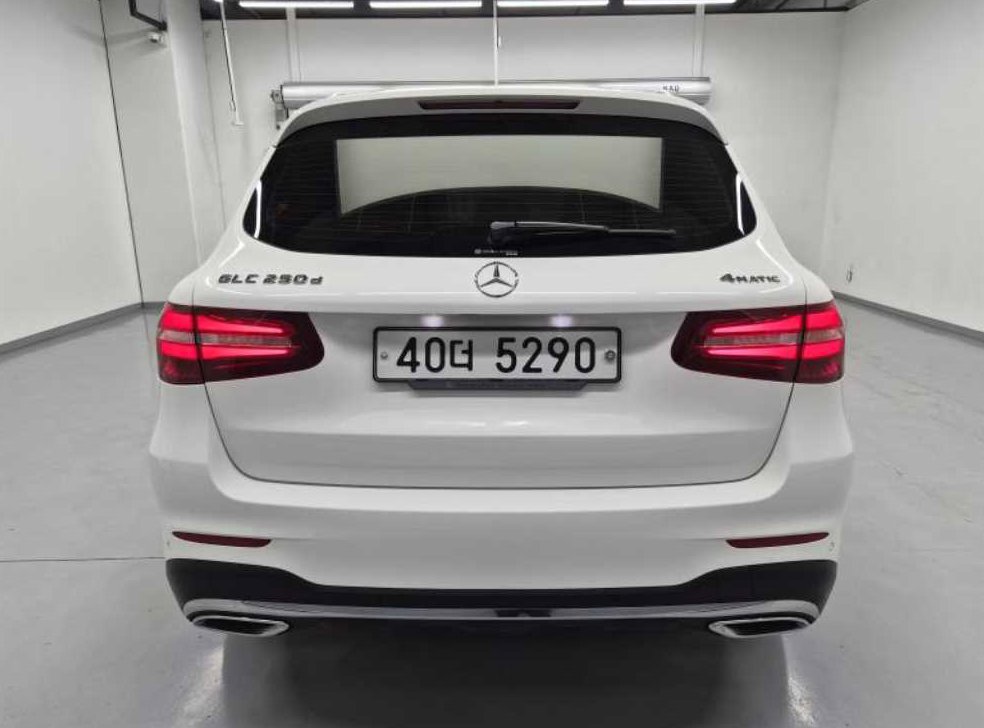 벤츠 GLC 클래스 GLC 250 d 4MATIC 사진 6
