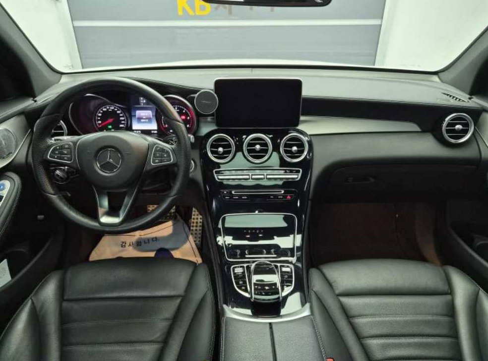 벤츠 GLC 클래스 GLC 250 d 4MATIC 사진 7