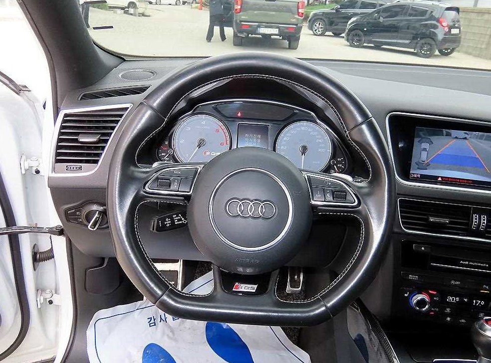 아우디 SQ5 3.0 TDI 콰트로 사진 8