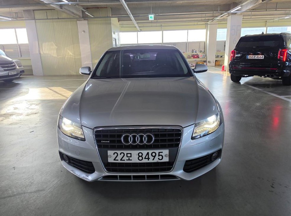 아우디 A4 2.0 TFSI 콰트로 다이나믹