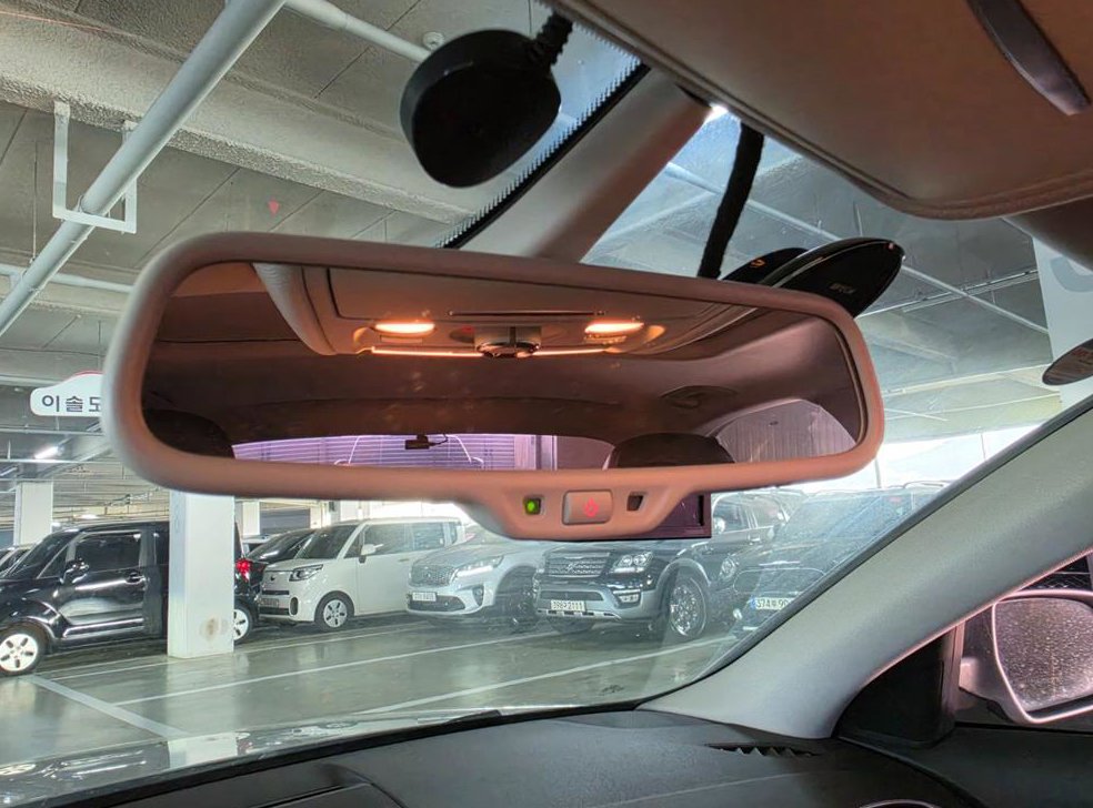아우디 A4 2.0 TFSI 콰트로 다이나믹 사진 11