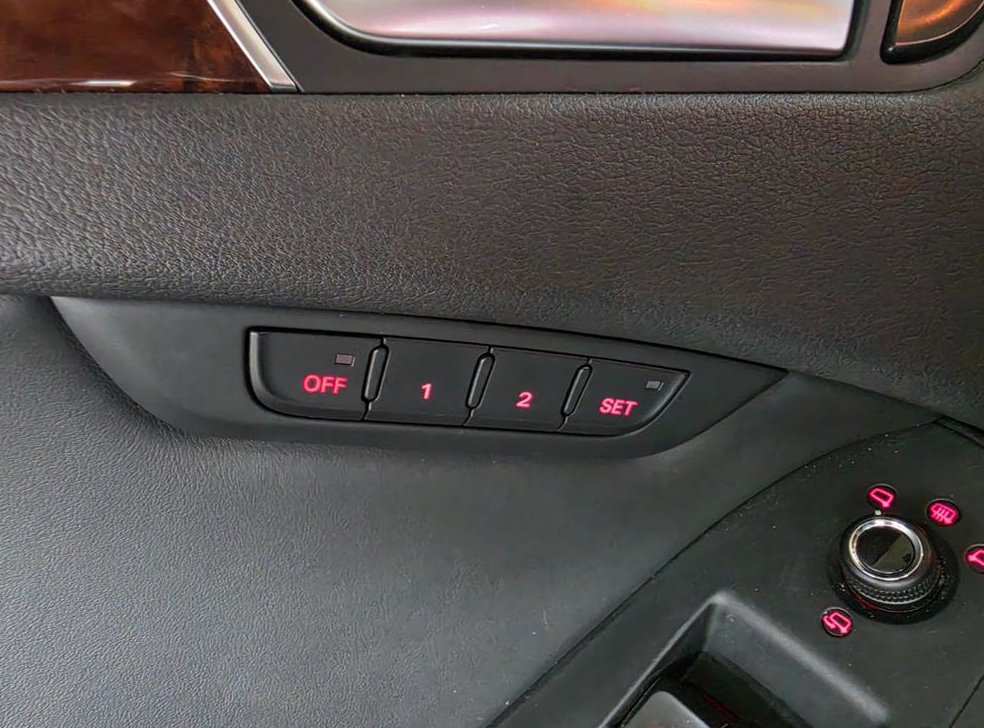 아우디 A4 2.0 TFSI 콰트로 다이나믹 사진 12