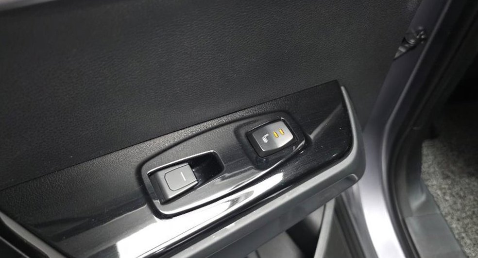 KG모빌리티(쌍용)  토레스 1.5 GDI-T 2WD 사진 18
