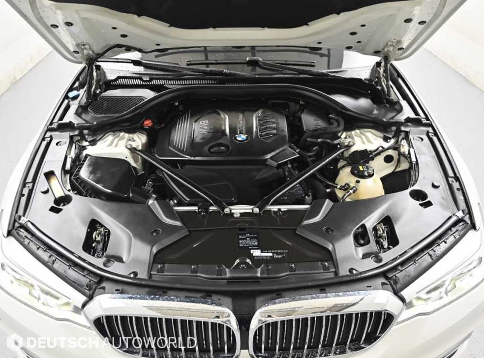 BMW 5시리즈 520d 럭셔리 스페셜 에디션 사진 6
