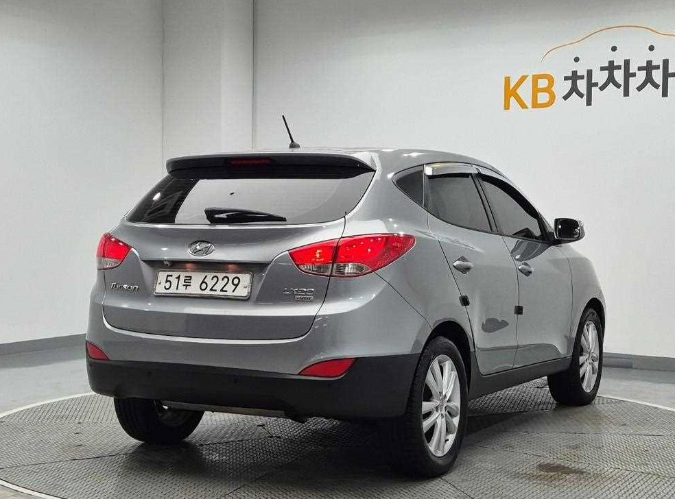 현대 투싼 2WD VGT LX20 사진 3
