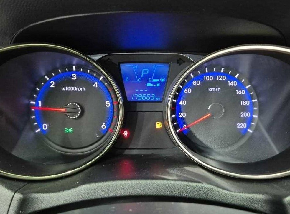 현대 투싼 2WD VGT LX20 사진 6