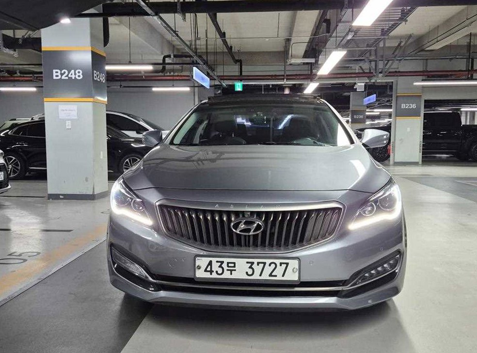 현대 아슬란 G330 프리미엄 사진 2